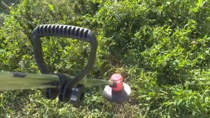 Садовый триммер на аккумуляторе. Маленький помощник на участке