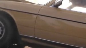 Gringo/Гринго (2012) - car chase scene