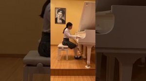 Кара Караев «Задумчивость» - исп.: Агазаде Захра . Педагог: Рзаева Севда Октай