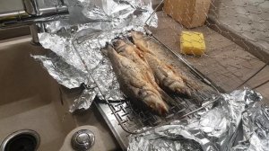 Газовый гриль Weber. Коптим Сибаса