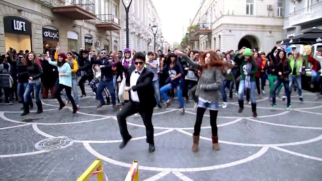 Флешмоб в центре Баку. Sexy Gangnam Style
