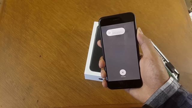 Apple iPhone 7 - Unboxing en español смотреть онлайн