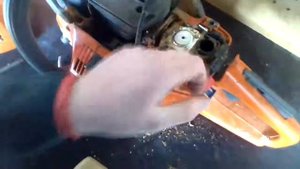 How to clean a Husqvarna (345) chainsaw air filter