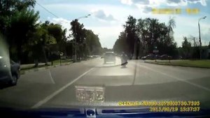 Мотоциклист сбил пешеходов... Кто виноват - автомобилист, байкер или пешеходы