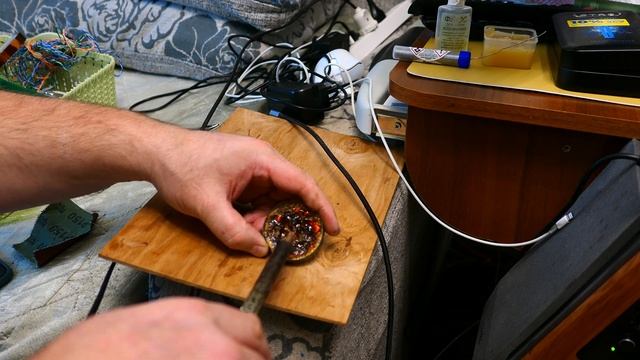 Лудимо паяльник Припой не береться смотреть онлайн