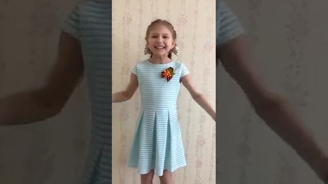 Песня - Смуглянка! Исп. участник марафона Песни Великой Победы #ПесниВеликойПобеды смотреть онлайн