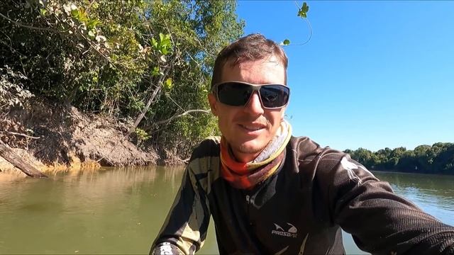 UM VULTO ESCURO SE APROXIMOU DE MIM! VEJA O QUE ERA. Pescaria. смотреть онлайн