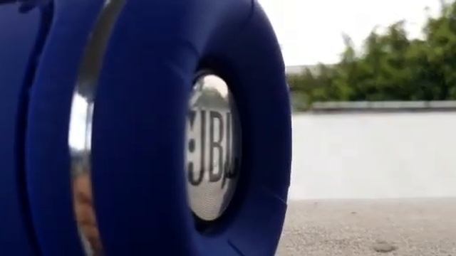 Fake JBL Xtreme 2 bass test смотреть онлайн