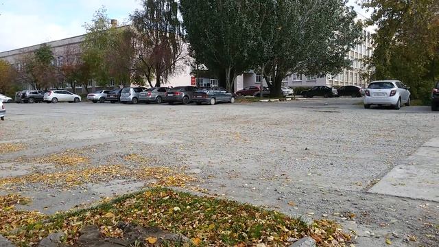 Нижний Тагил. Ул. Горошникова. Панорама рядом с цирком. смотреть онлайн