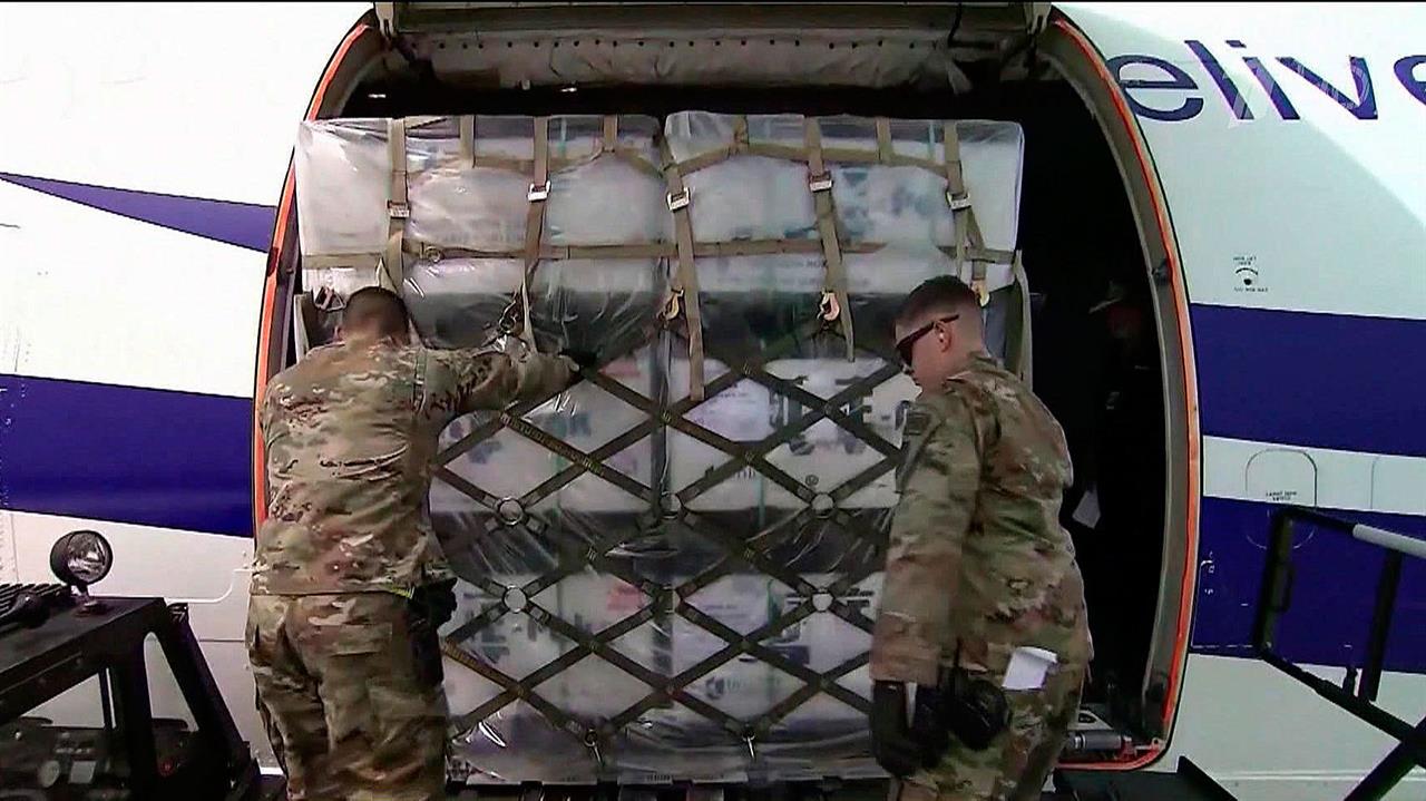 В качестве компенсации за провальное контрнаступление США отправят Киеву кассетные боеприпасы