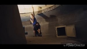 Headscissor Neck Break