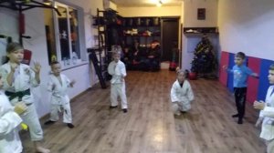 Подвижные и развивающие игры для детей в восточных единоборствах. Японская самооборона.