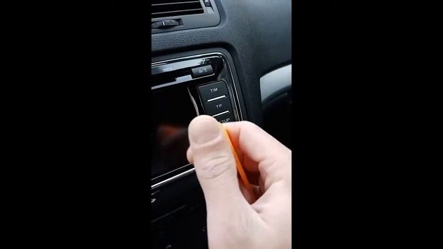 Октавия А5 Болеро от Суперба. Решение проблемы с антенной. смотреть онлайн