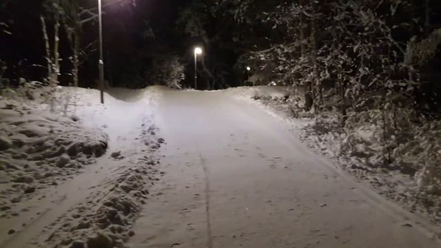 Что может быть прекраснее того, что сами идём ?!... Сами кушаем ! Ничего не болит ! смотреть онлайн