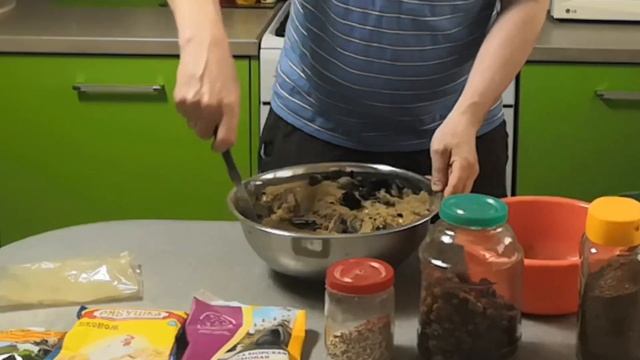 Разведение волнистых попугаев.