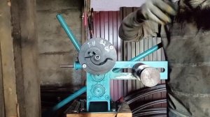 Арнольд работает у нашего клиента. станок для холодной ковки