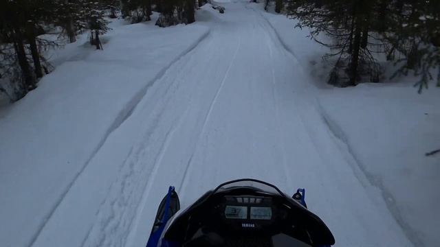 Yamaha sidewinder xtx le - kör 123 km/h på järnvägen смотреть онлайн