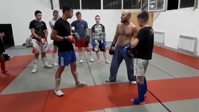 Удар от которого трудно защититься! смотреть онлайн