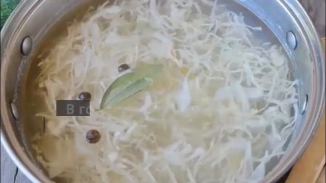Куриный суп с квашеной капустой.Как приготовить суп из курицы. смотреть онлайн