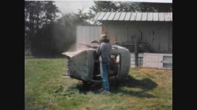 Renault 4 cv motte de beurre смотреть онлайн