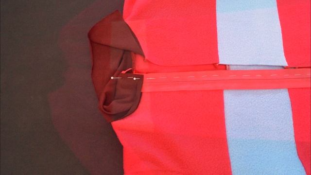 Как сшить детский комбинезон из трикотажа / Поддева из флиса #DIY How to sew / Tutorial смотреть онлайн