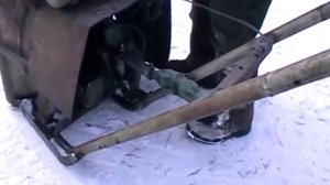 Самодельный снегоуборщик из бензопилы Дружба. Обзор.