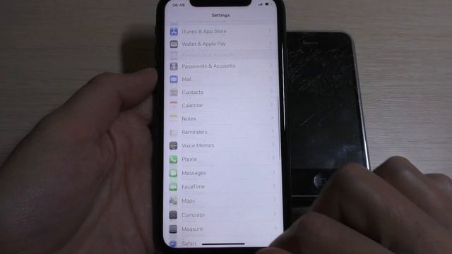 iPhone 11 vs iPhone 2g external comparison смотреть онлайн