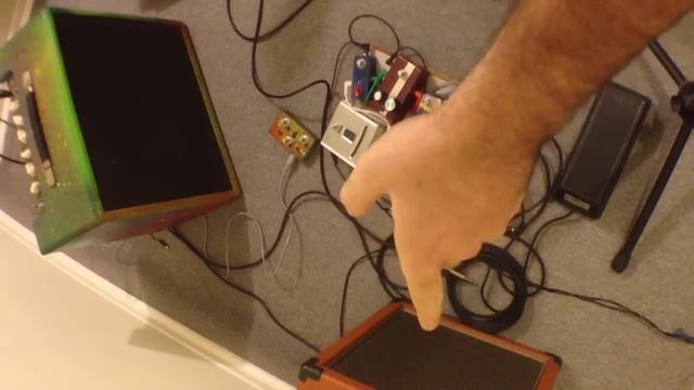 EHX Freeze Modified with Effects Loop and Expression Pedal смотреть онлайн