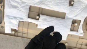 (2014-2019) Toyota Highlander License Plate Light Bulb Replacement