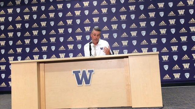 Petersen coaching running backs not to fumble смотреть онлайн