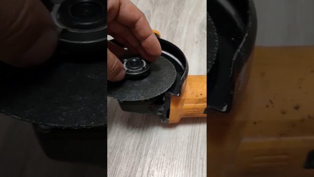 правильная установка диска на ушм. смотреть онлайн