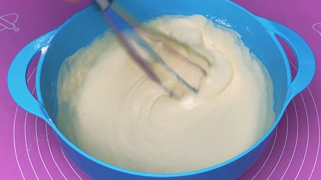 Заливной ПИРОГ на кефире с курицей. Вкусный, простой рецепт!