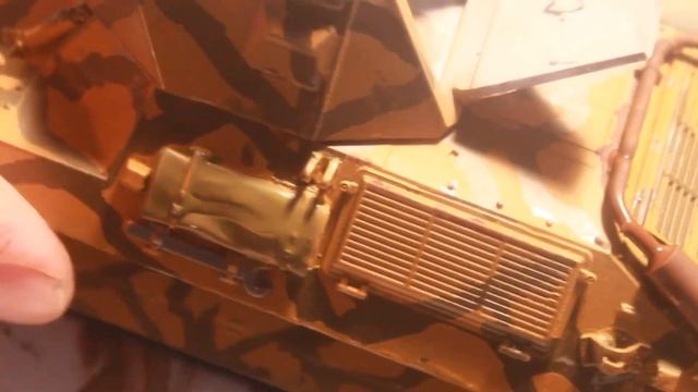 Сборка и покраска французского танка FCM-36,1/35,ICM смотреть онлайн