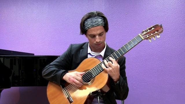Hugo Nogueira plays Prelude BWV 999 by J.S.Bach (Classical guitar)