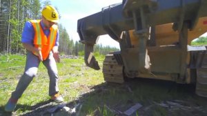 Blippi Visits a Construction Site and Explores an Excavator! | 2 HOURS OF BLIPPI TOYS!