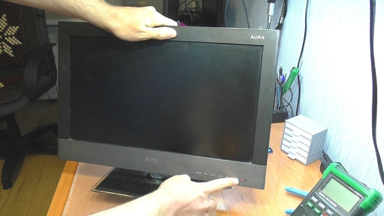 Не включается телевизор BBK LEM1968DT  Не выходит из ждущего режима