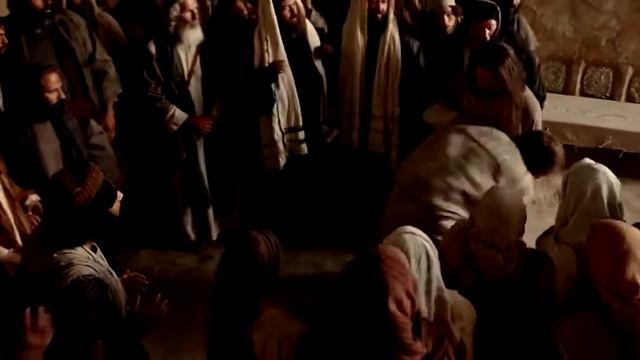 Иисус исцеляет человека, одержимого злым духом смотреть онлайн