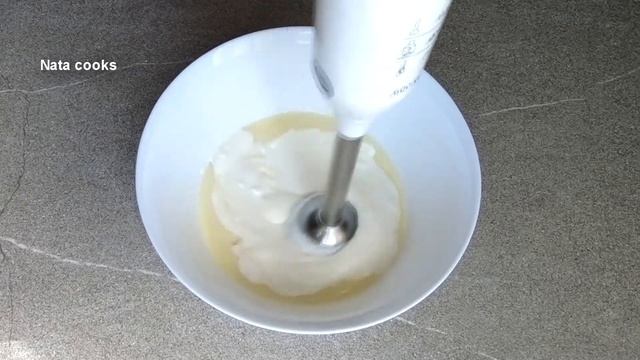 Готовим мороженое  пломбир и йогуртовое с клубникой и бананами// Cooking ice cream.