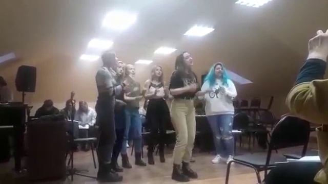 Немного Боба Марли из Гнесинки (Аражировка и раскладка голосов хора - Настя Стрекачева)