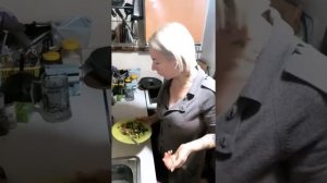 Утро с Зоей Б кето-завтрак и тема: расстройства пищевого поведения, делаем тест