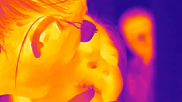 Best Mini Thermal Camera for all Missions смотреть онлайн