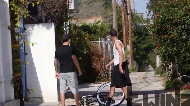 Как выиграть в уличной драке Пранк! смотреть онлайн