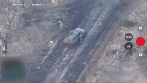 н.п. Победа_ Удар FPV-дрона по авто снабжения.