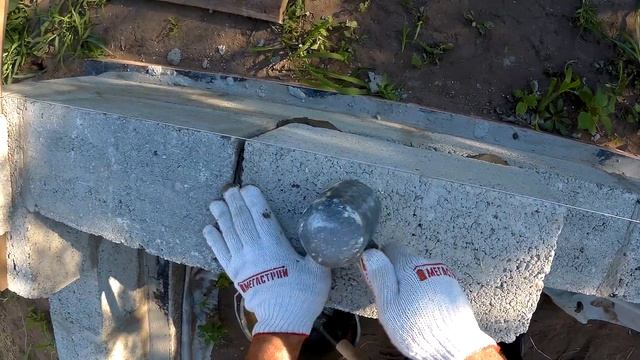 Начало кладки керамзитоблоков. смотреть онлайн