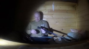 Куница за куницей// Ночую в лесной избе// Промысел