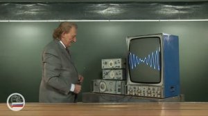 Биение двух частот.