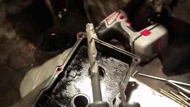 Замена НЕЗАМЕНЯЕМЫХ сальников свечных колодцев Nissan Wingroad QG15 105 л.с. смотреть онлайн