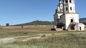 Заброшенная церковь 1789 год