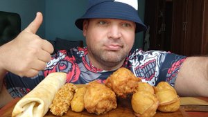 МУКБАНГ Жаркруттер, жареные пельмени и куриные голени/ОБЖОР ФАСТ-ФУД