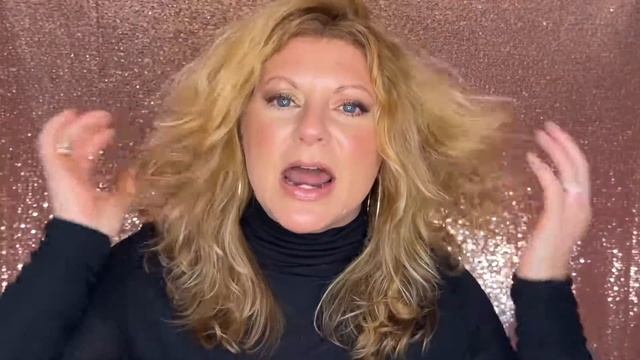 LolaVie Perfecting Leave-In Multi Day Wear Test смотреть онлайн